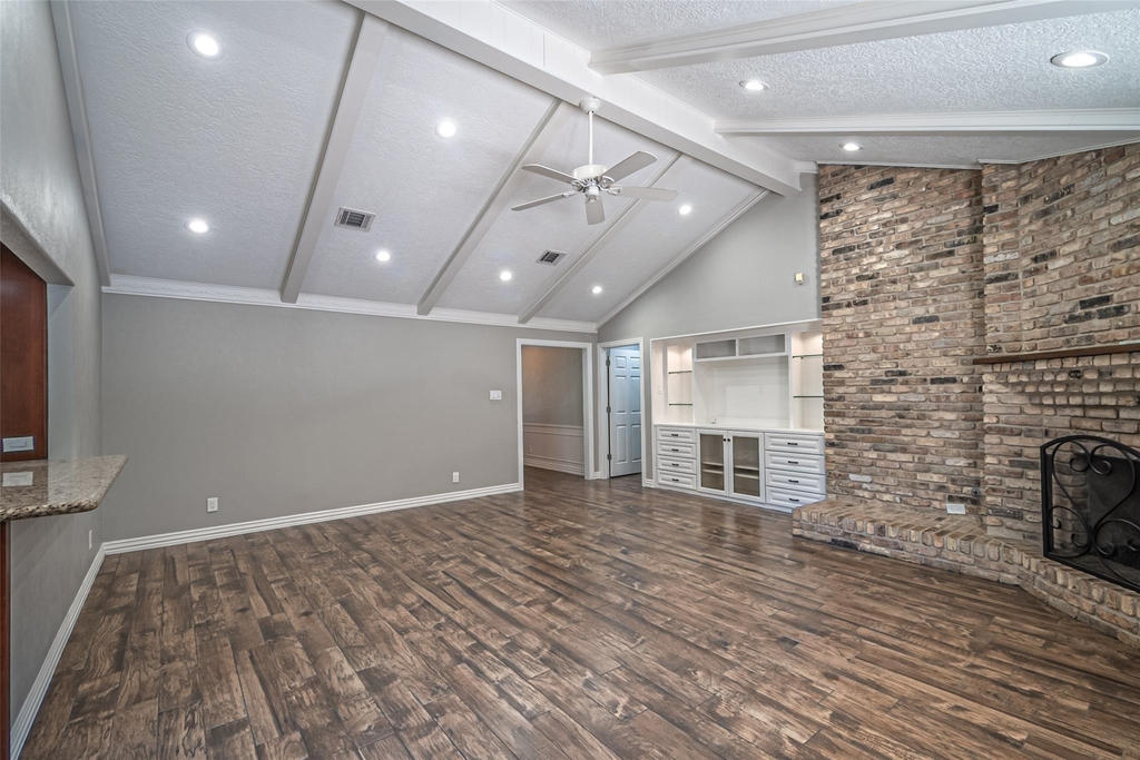 17615 Swansbury Drive - Photo 16