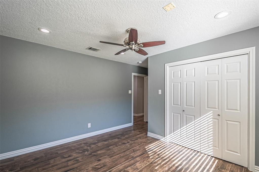 17615 Swansbury Drive - Photo 43