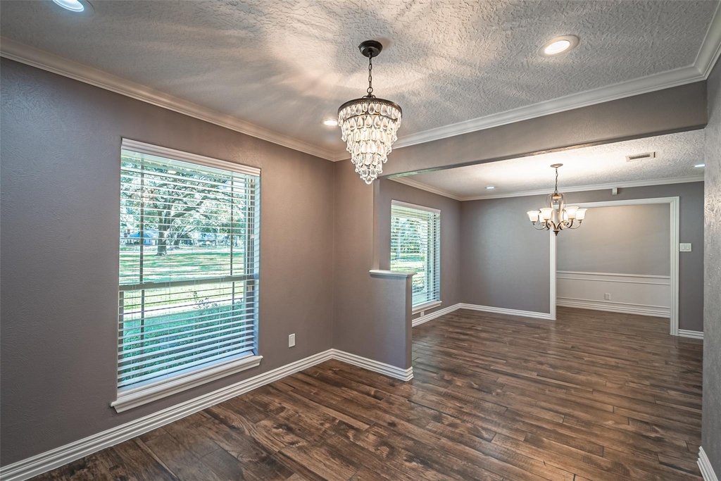 17615 Swansbury Drive - Photo 12