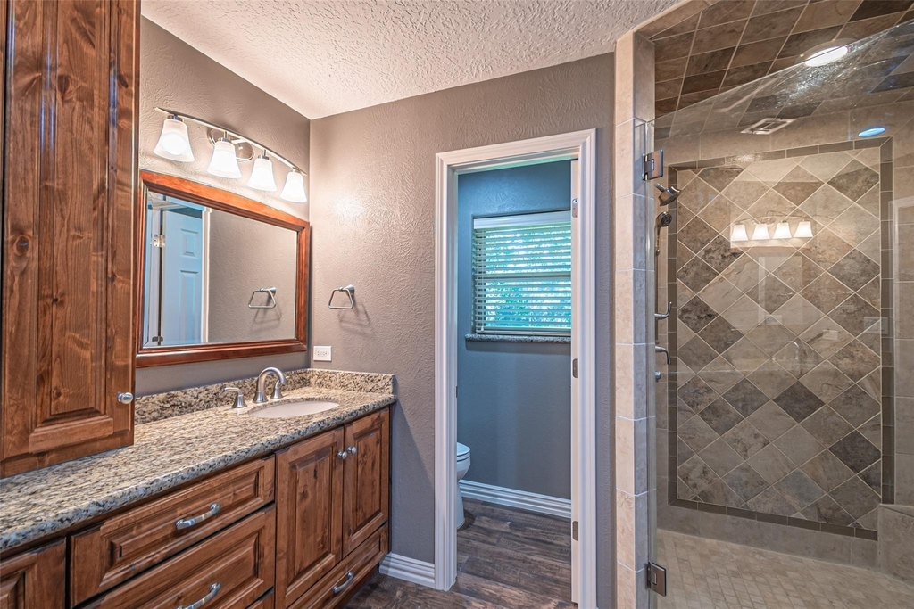 17615 Swansbury Drive - Photo 32