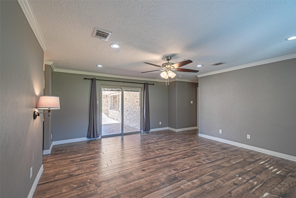 17615 Swansbury Drive - Photo 30