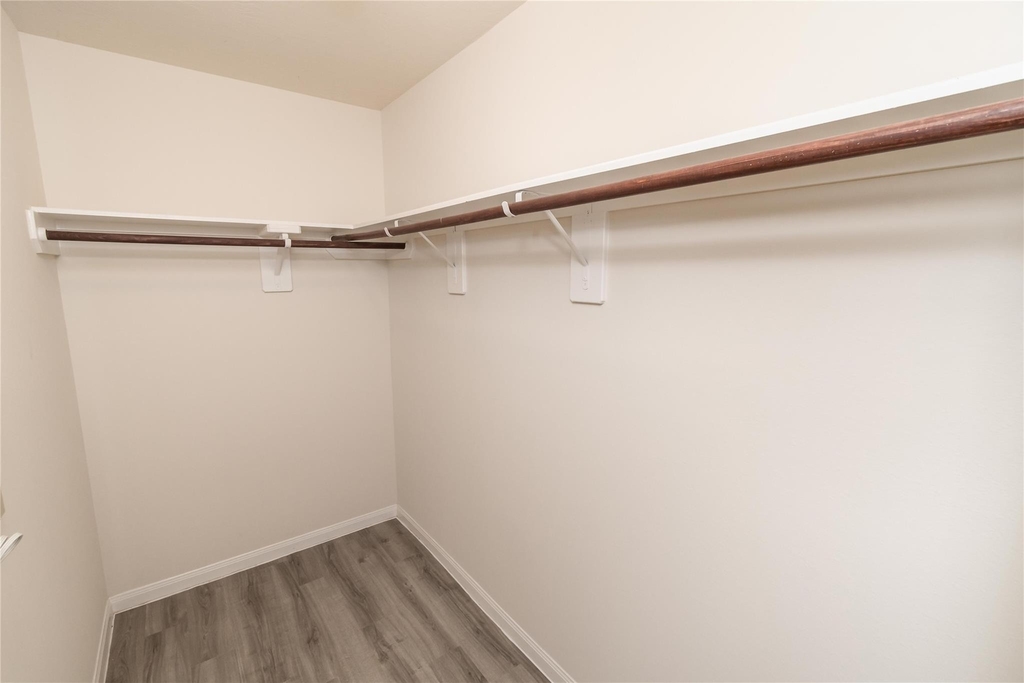 21722 Martin Grove Court - Photo 6