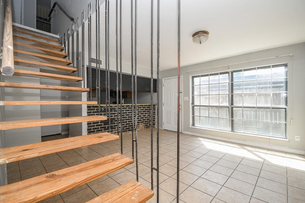 4258 Belle Park Drive - Photo 5