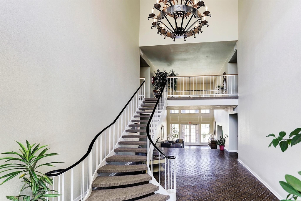 7555 Katy Fwy - Photo 21