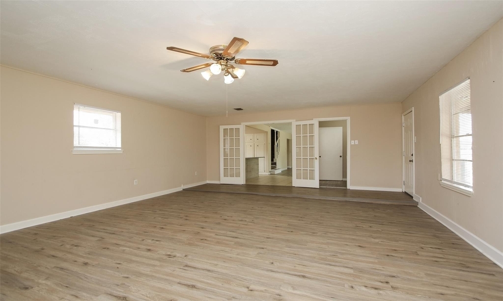 6406 Ashton Street - Photo 16