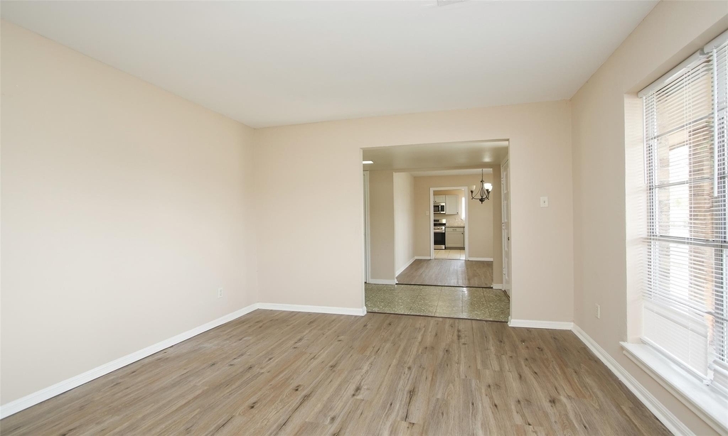 6406 Ashton Street - Photo 2
