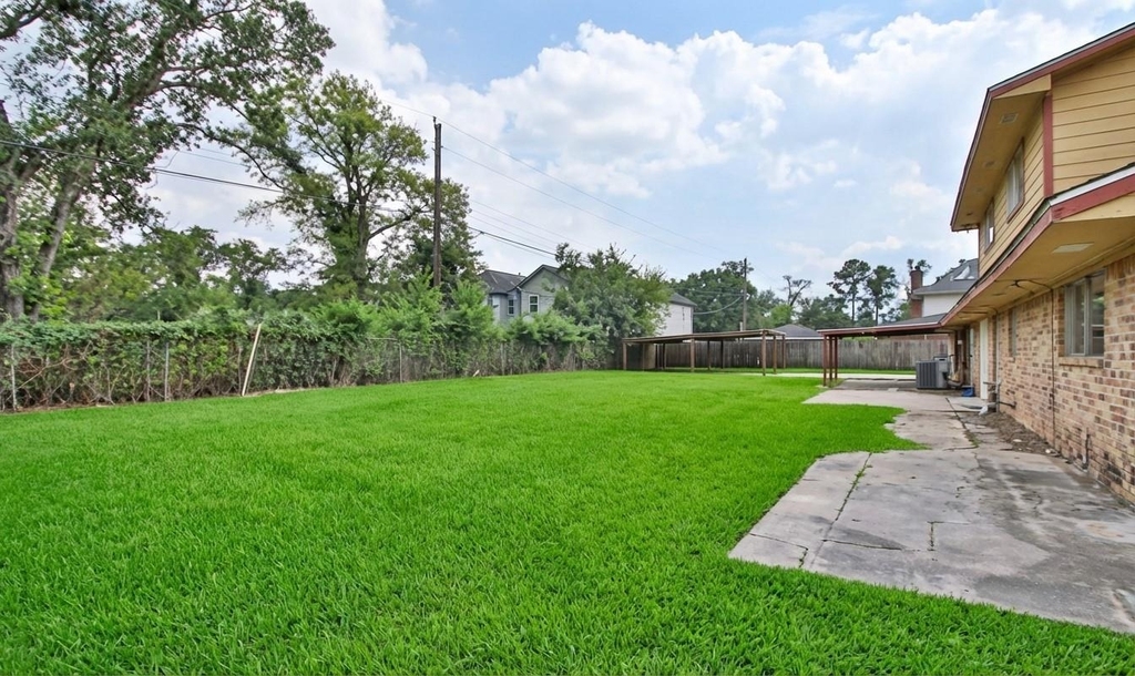 6406 Ashton Street - Photo 27