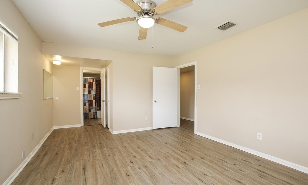 6406 Ashton Street - Photo 19