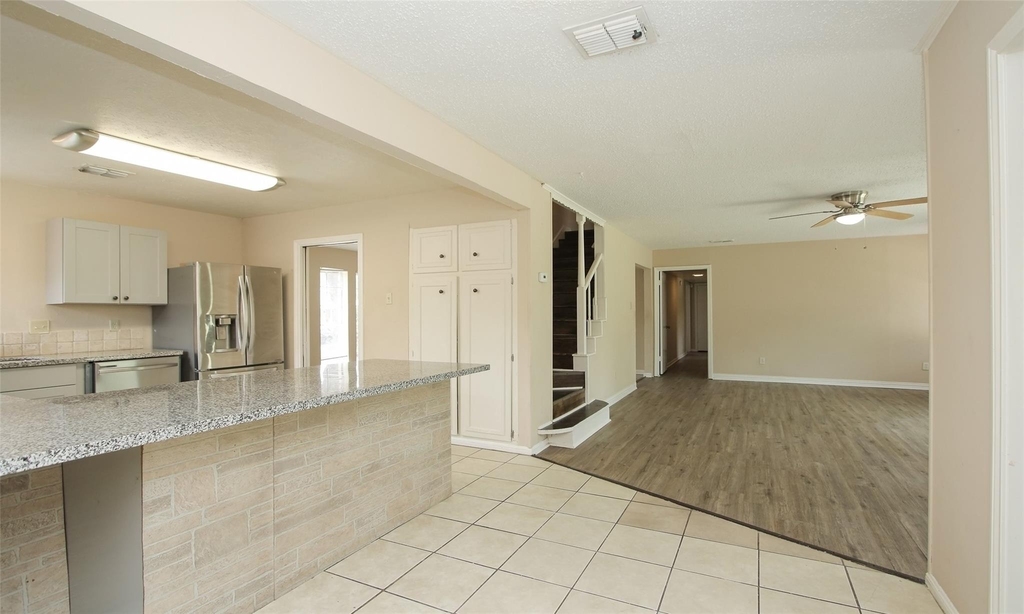 6406 Ashton Street - Photo 14