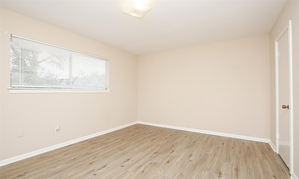 6406 Ashton Street - Photo 23