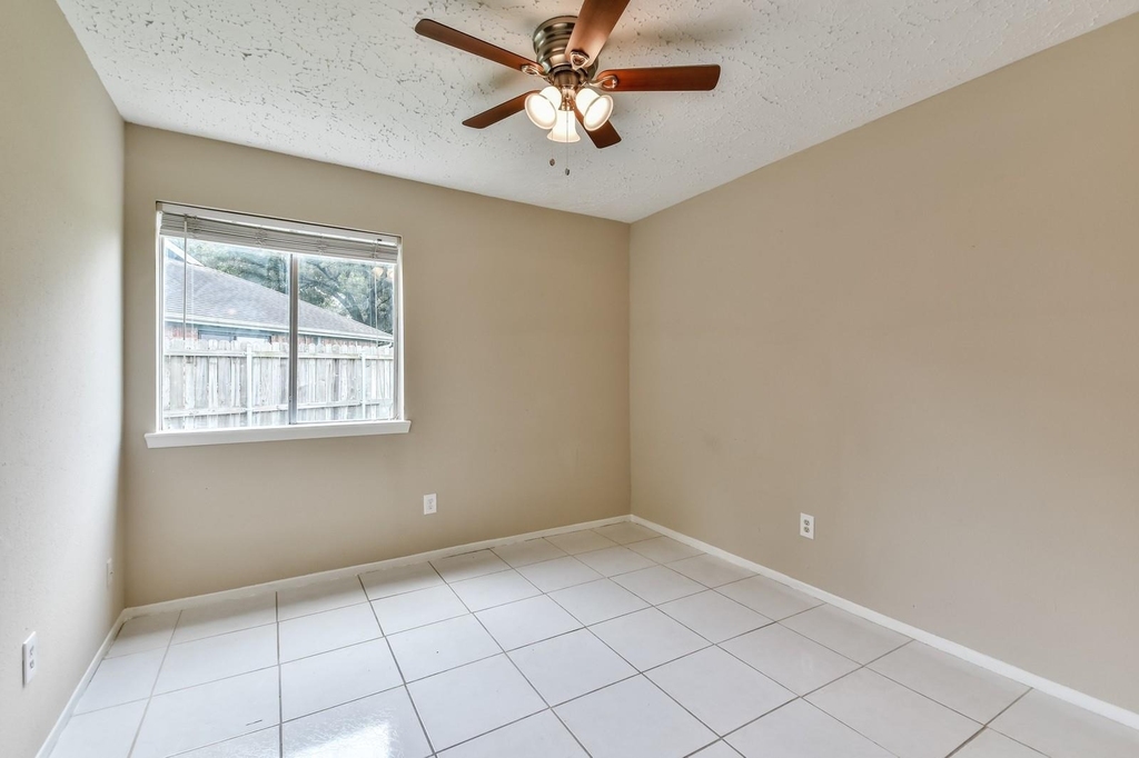 9503 Bent Spur Lane - Photo 20