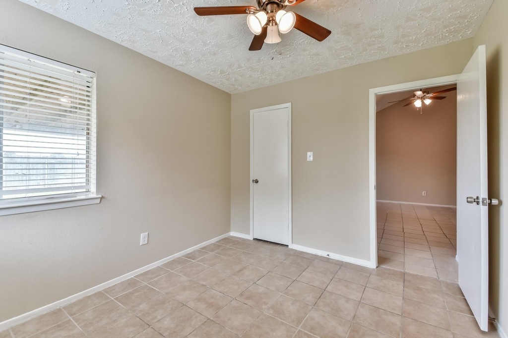 9503 Bent Spur Lane - Photo 19