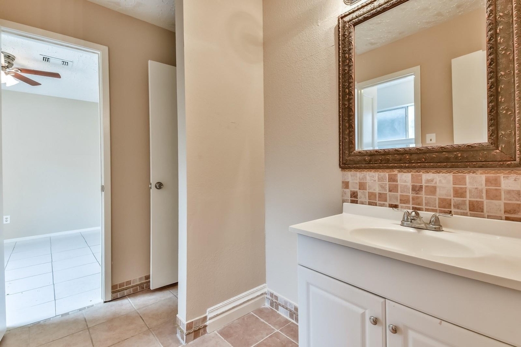9503 Bent Spur Lane - Photo 22