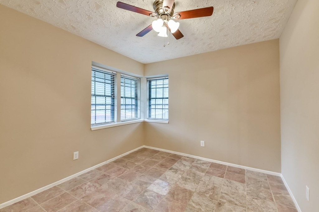 9503 Bent Spur Lane - Photo 23