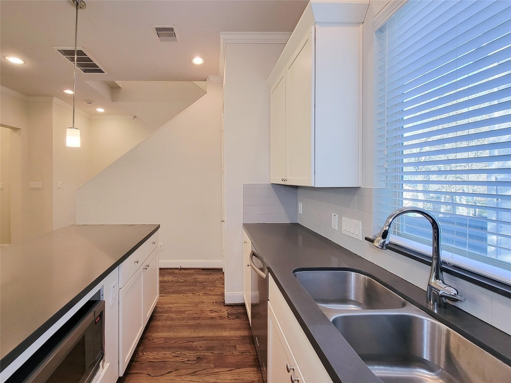 12 Hermann Park Court - Photo 14