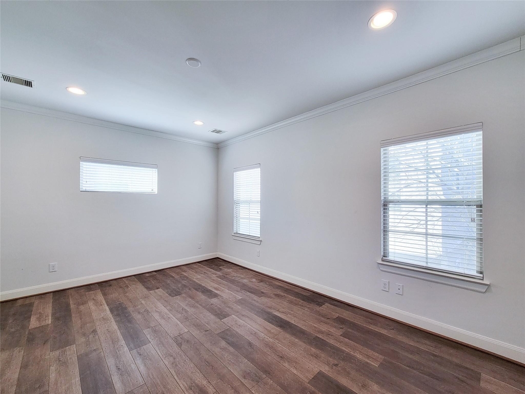 12 Hermann Park Court - Photo 33