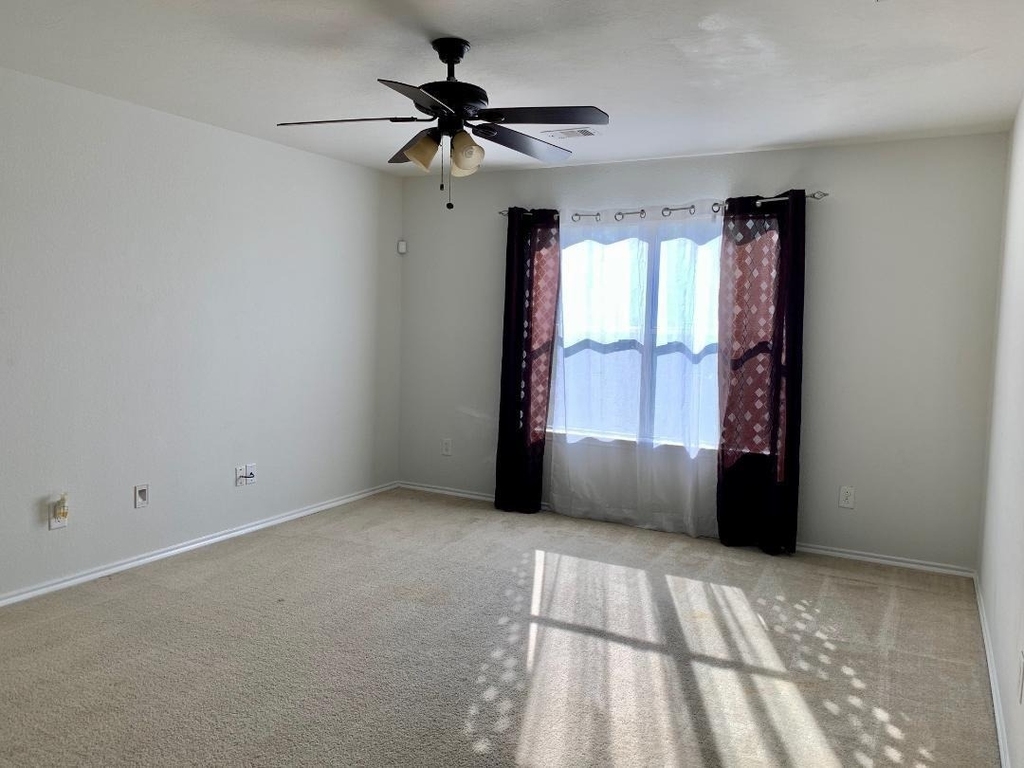2902 Beacon Grove - Photo 12