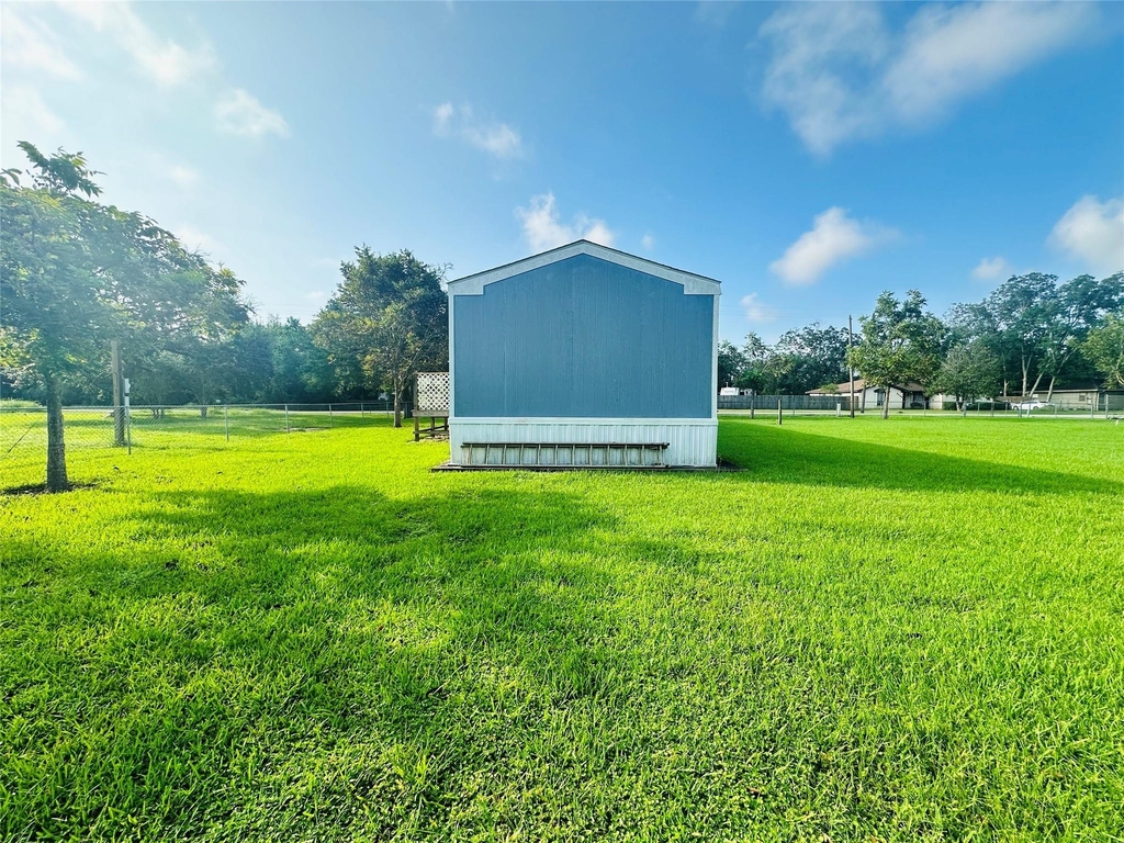 9012 Spruce Street - Photo 16