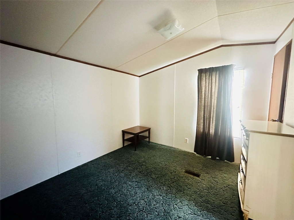 9012 Spruce Street - Photo 5