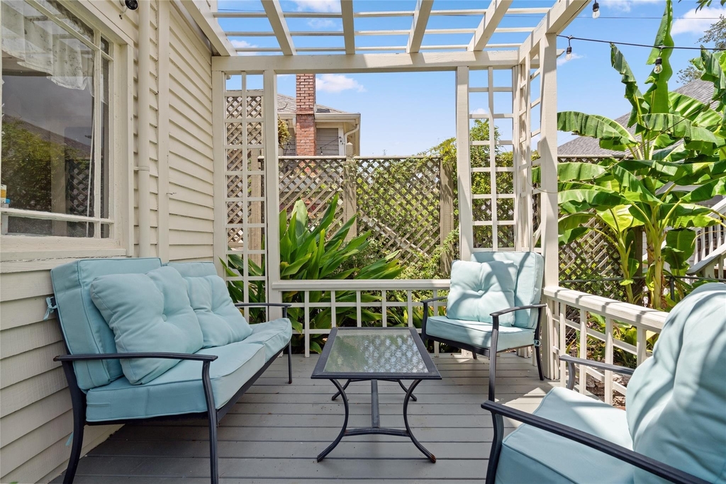 1112 Broadway Street - Photo 30