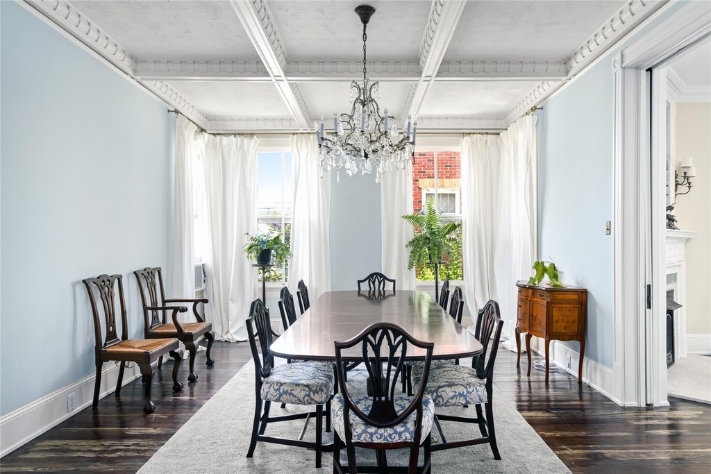 1112 Broadway Street - Photo 12