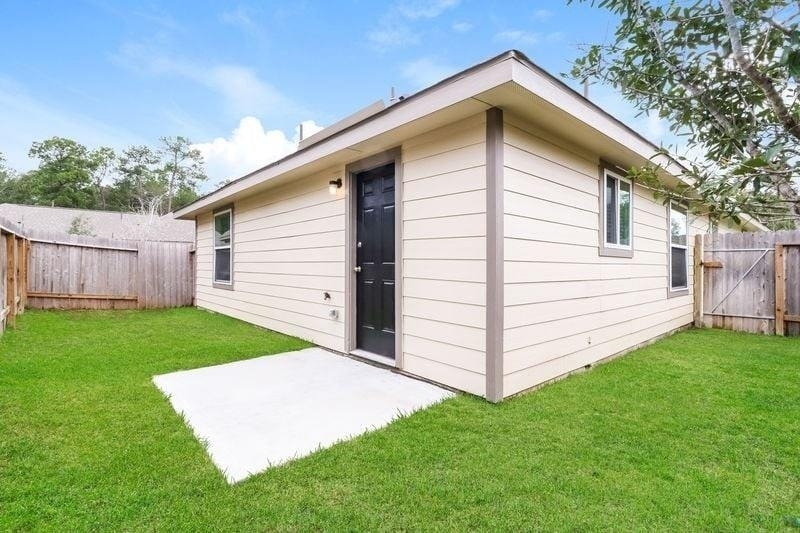 2705 S Lina Court - Photo 1