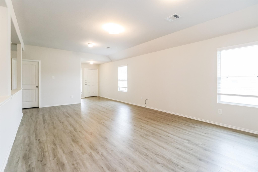 2705 S Lina Court - Photo 5