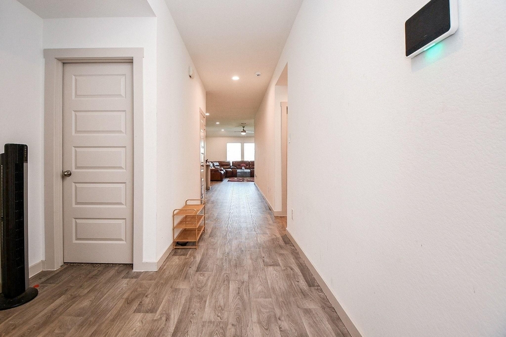 8134 Sugar Cane Lane - Photo 10