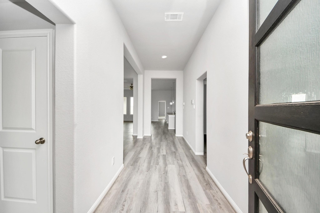 859 Sarasota Shore Drive - Photo 7