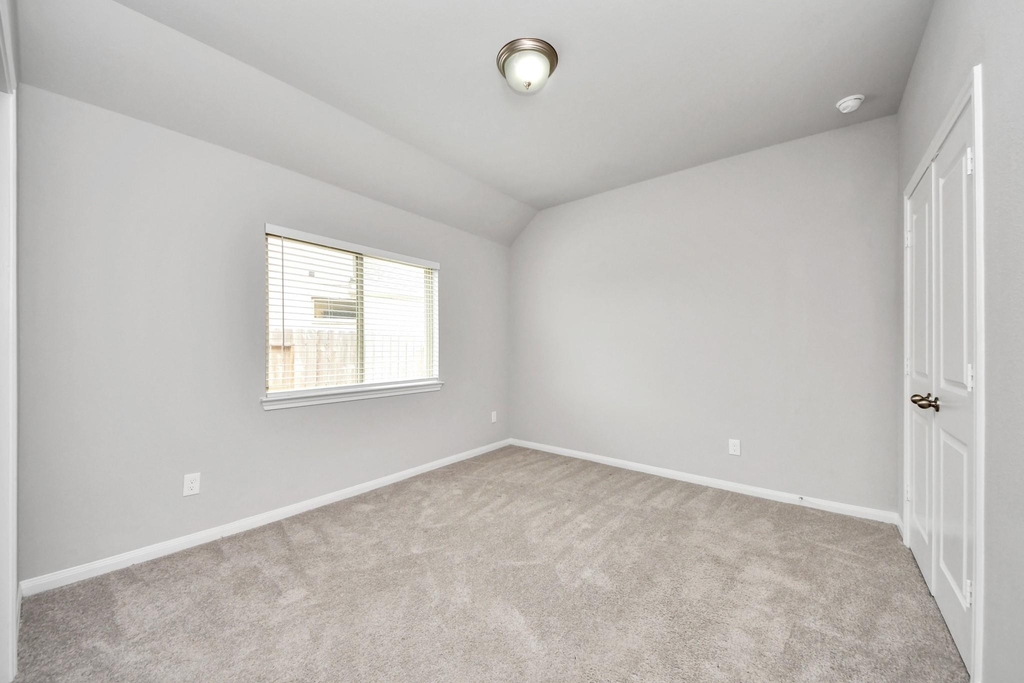 859 Sarasota Shore Drive - Photo 30