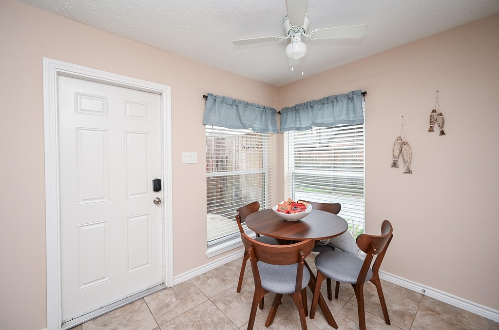 19414 Dianeshire Drive - Photo 21
