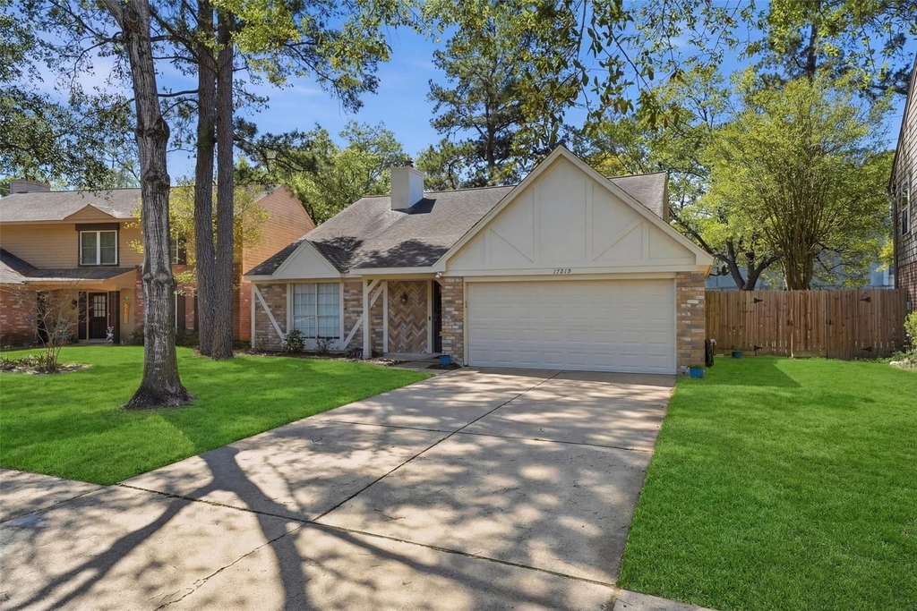 17219 Kettle Creek Drive - Photo 1