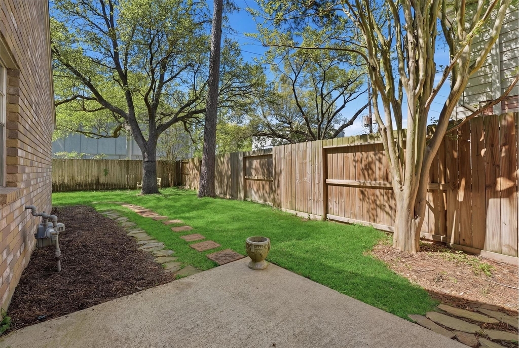 17219 Kettle Creek Drive - Photo 20