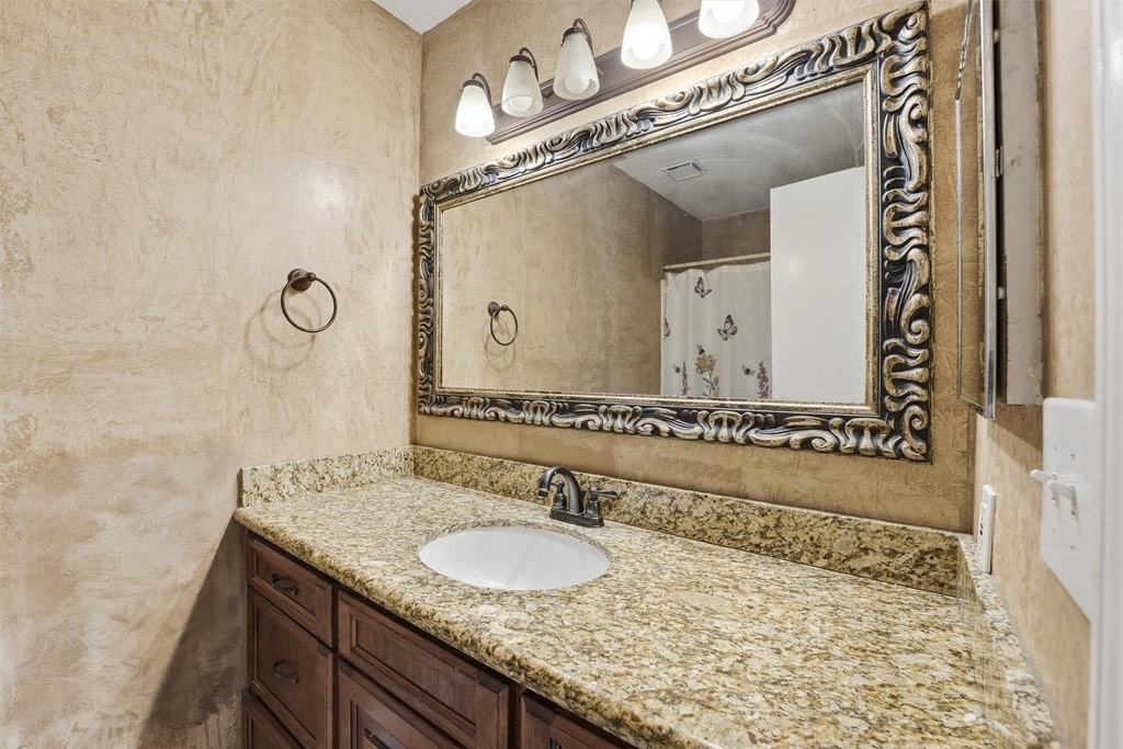 17219 Kettle Creek Drive - Photo 16