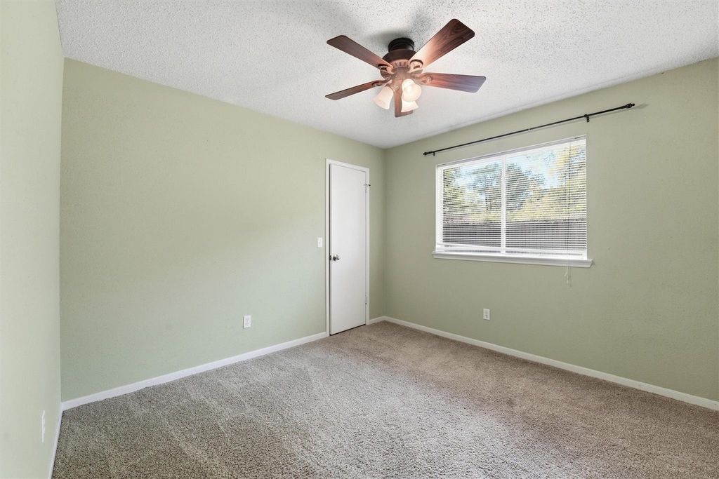 17219 Kettle Creek Drive - Photo 15
