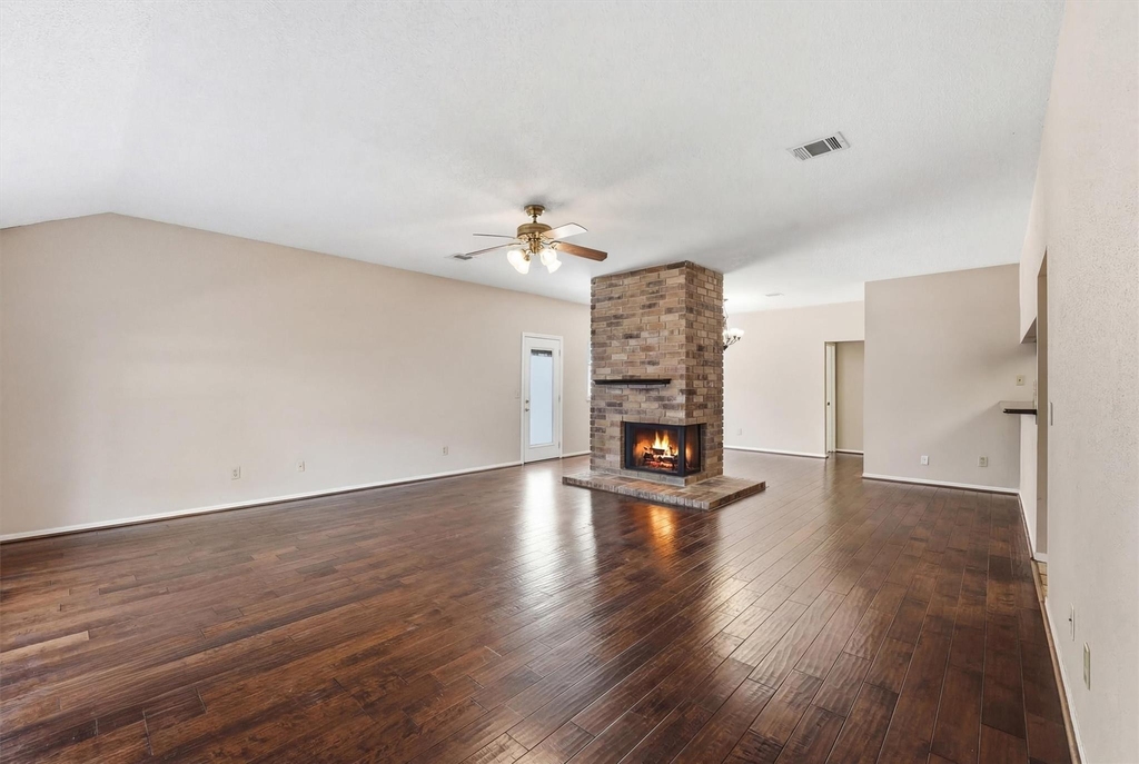17219 Kettle Creek Drive - Photo 3