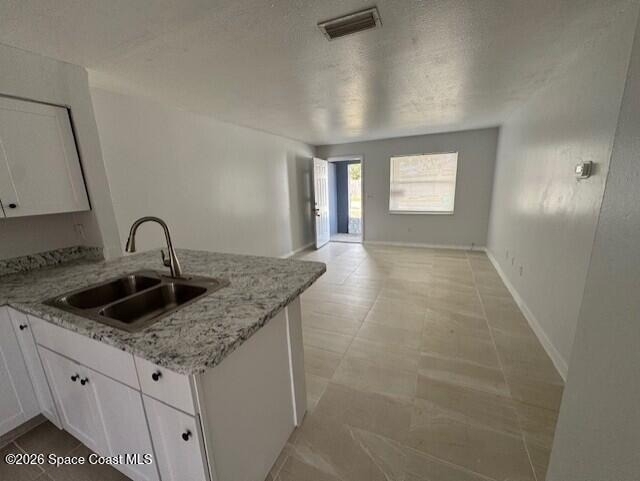 647 School Street - Photo 3