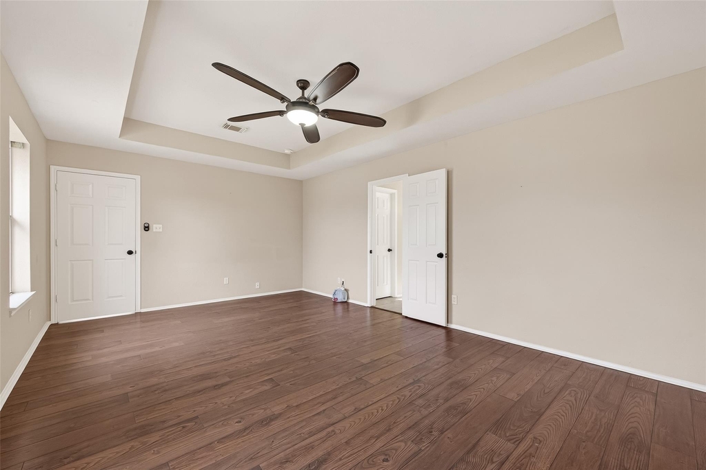 23035 Canal Road - Photo 31