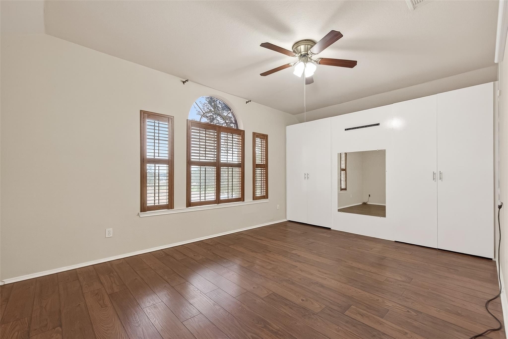 23035 Canal Road - Photo 42