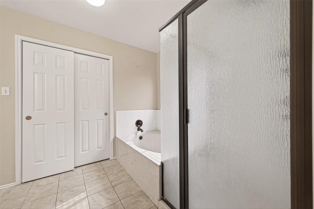 23035 Canal Road - Photo 32
