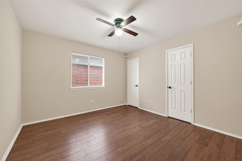 23035 Canal Road - Photo 38