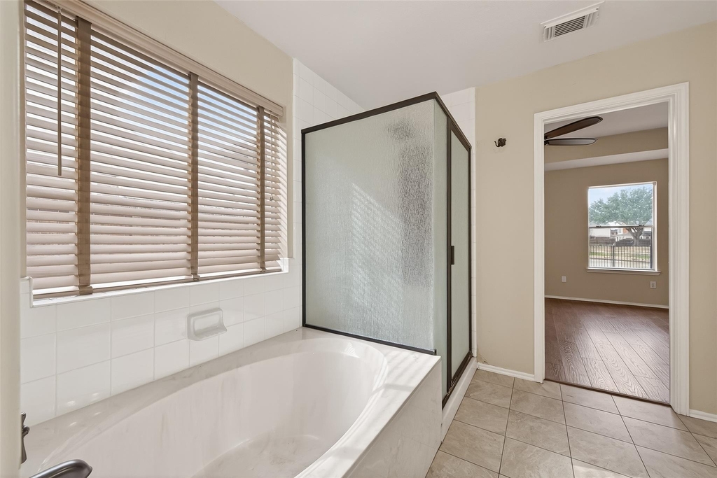 23035 Canal Road - Photo 34