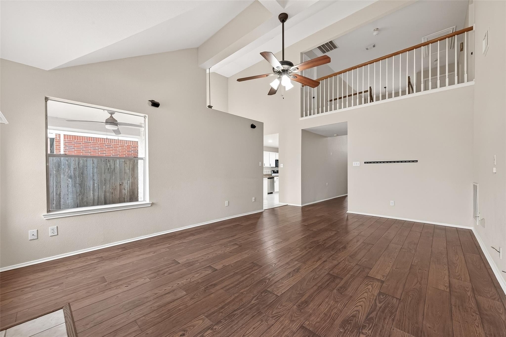 23035 Canal Road - Photo 11