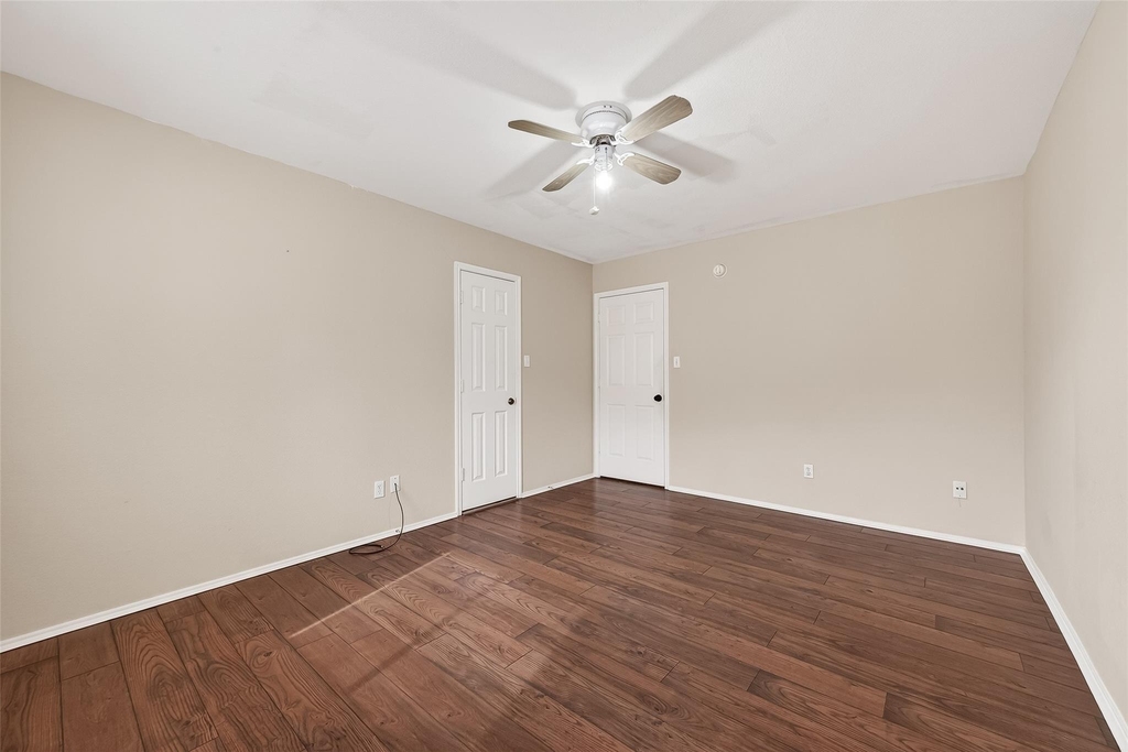 23035 Canal Road - Photo 41