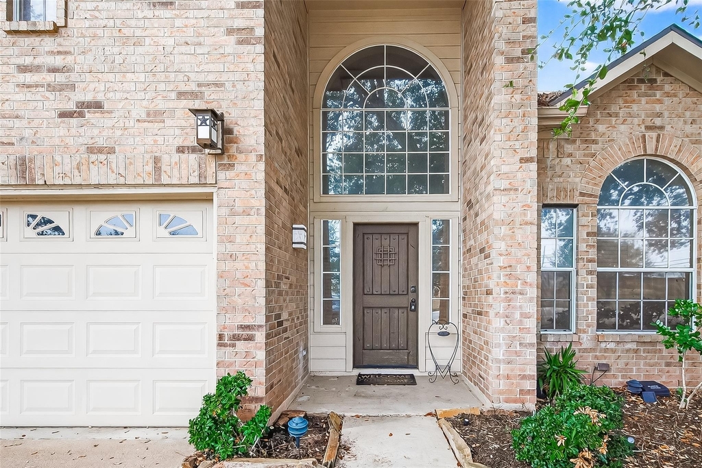 23035 Canal Road - Photo 4
