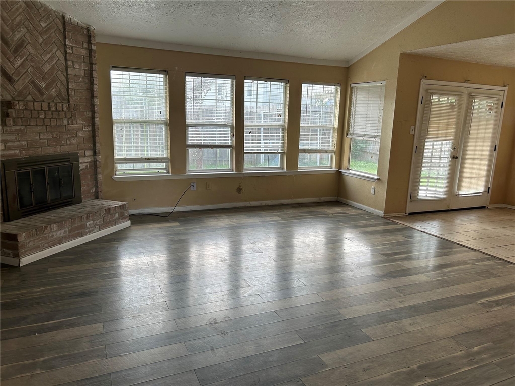 1154 W Brompton Drive - Photo 6