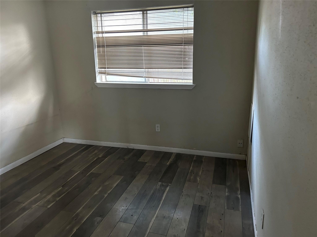 1154 W Brompton Drive - Photo 15