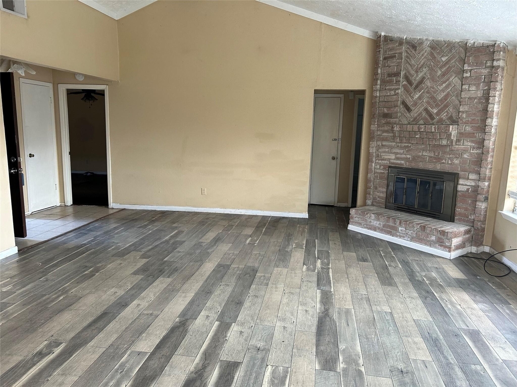 1154 W Brompton Drive - Photo 5