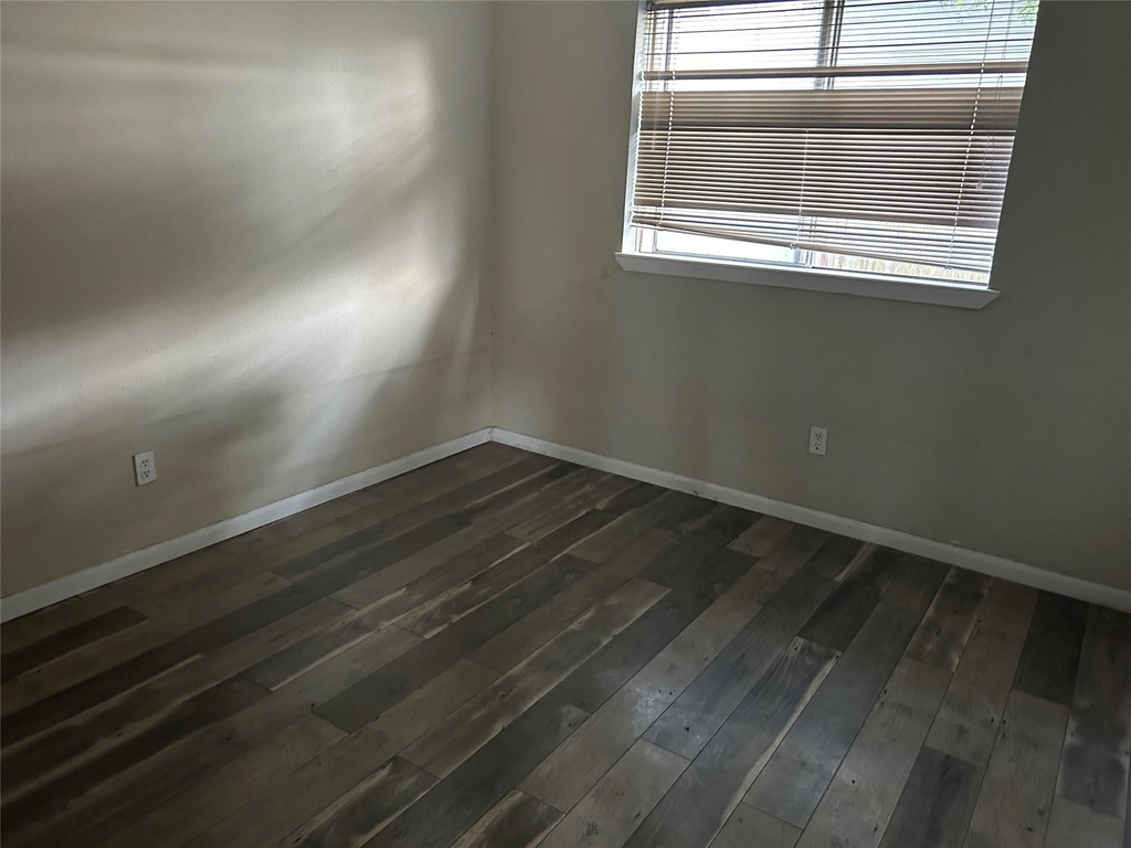 1154 W Brompton Drive - Photo 14