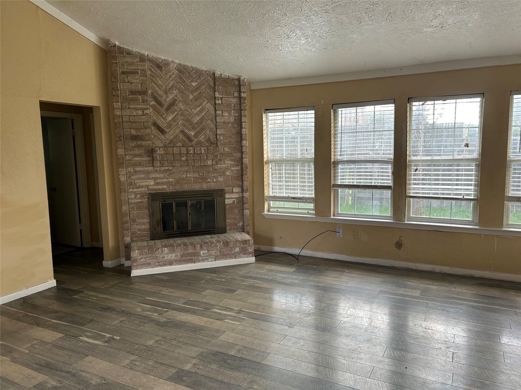 1154 W Brompton Drive - Photo 9